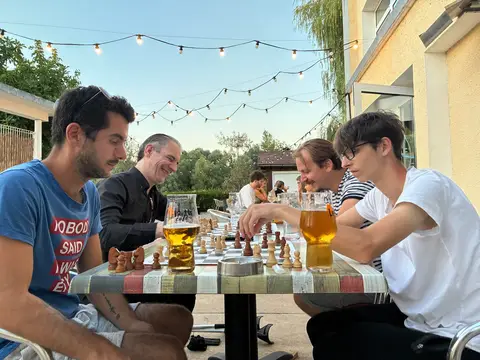 Photo 2 sur 4 de la soirée Soirée échecs au Comptoir à Auxerre